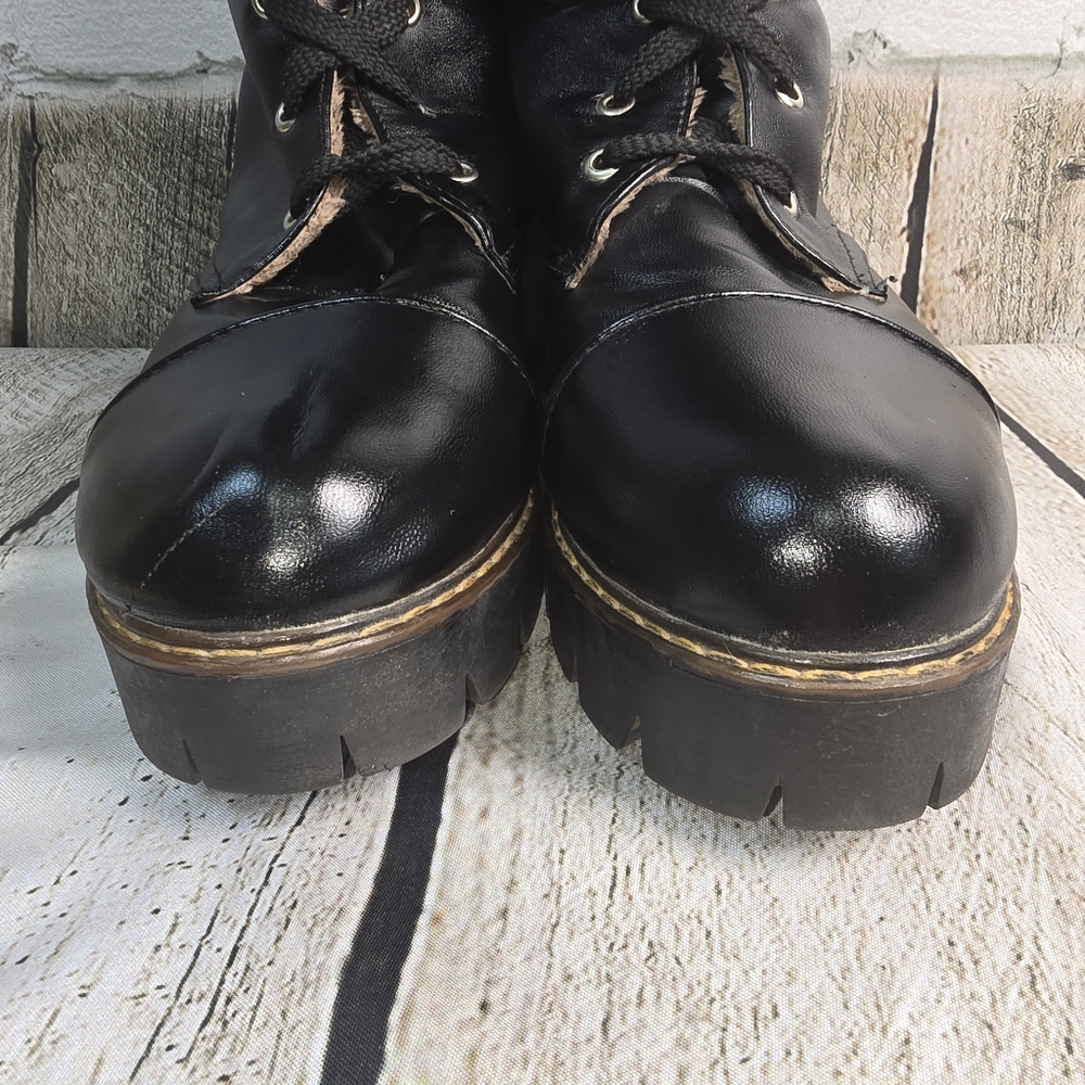 Black Lace-Up Knee-High Boots Soft Fur Lined Biker Goth Chunky Size Euro 38 Us 8 - Picture 5 of 15